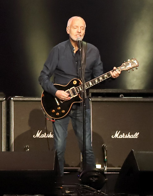 PeterFrampton2019-09-13MadisonSquareGardenNYC (1).jpg